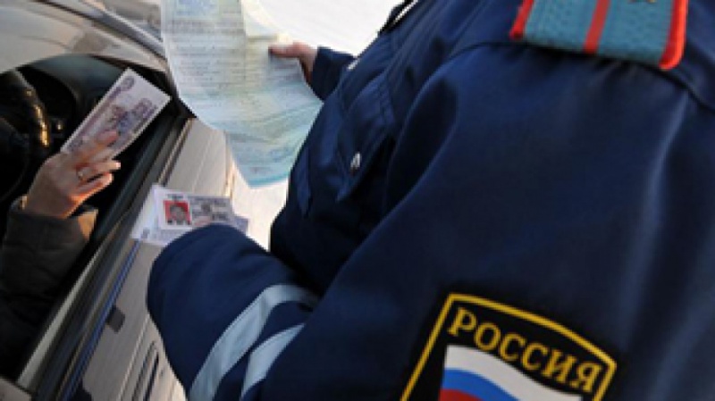 Штраф 400 тысяч рублей заплатит бывший «гаишник»